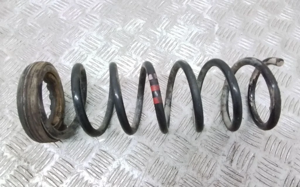 Rear coil spring – Volvo C30 (2007-2010)