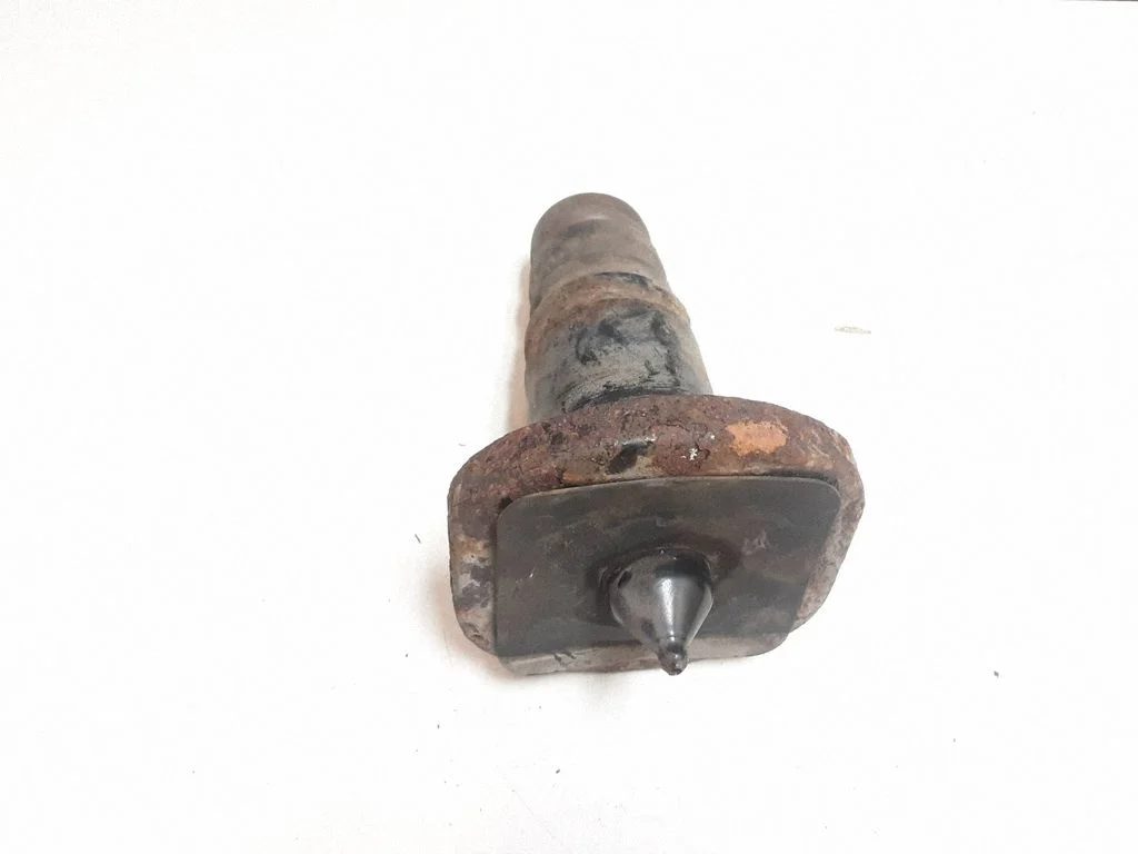 Rear coil spring rubber mount – Volvo XC60 (2009-2013)