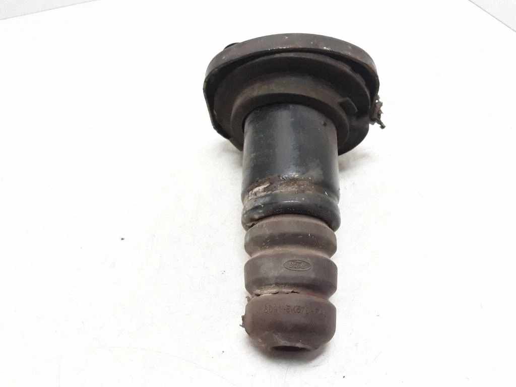 Rear coil spring rubber mount – Volvo V70 (2008-2013)
