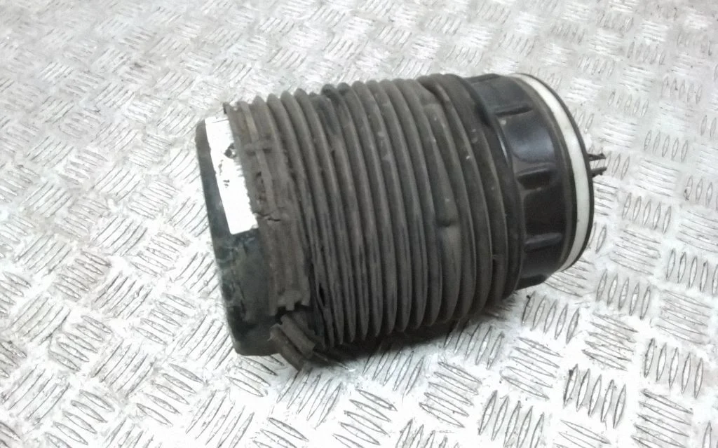 Rear air suspension bag/shock absorber – Volvo S90, V90 (2016-)