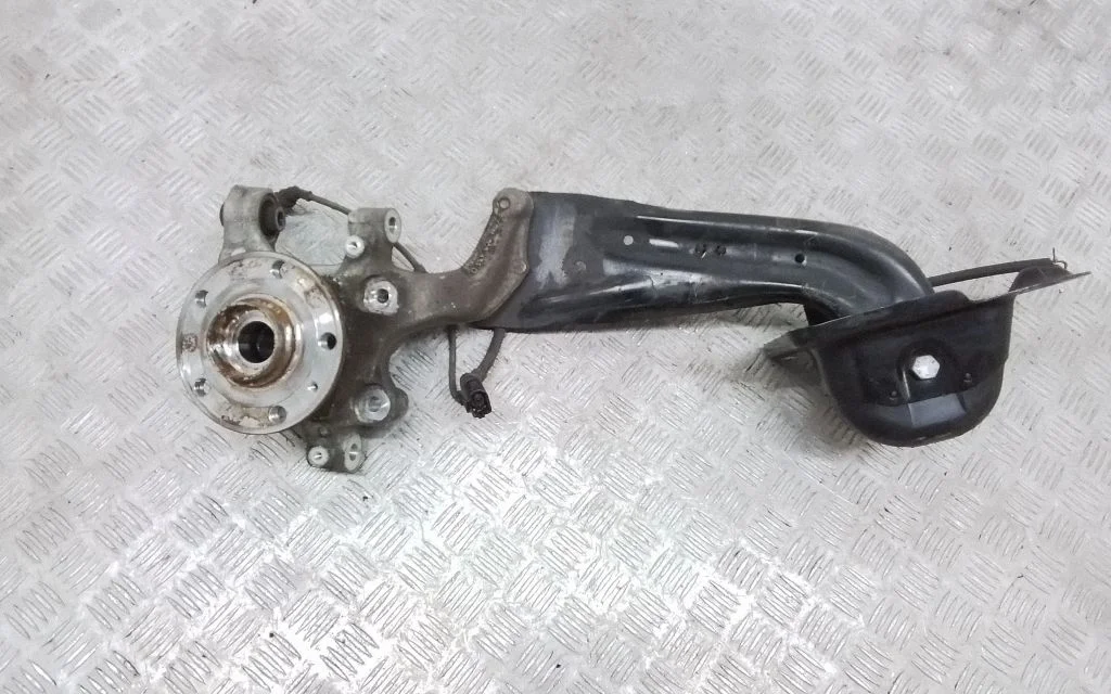 Rear wheel hub 5WA505435G