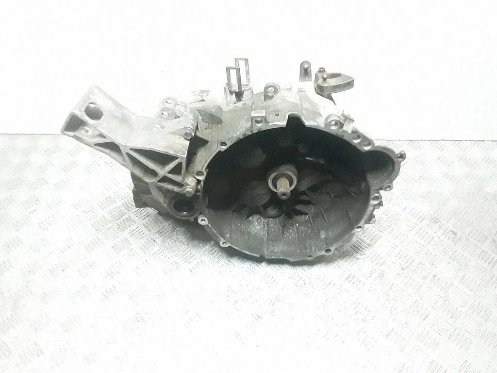 Mehaaniline 5-käiguline käigukast – Volvo S60 (2001-2004)