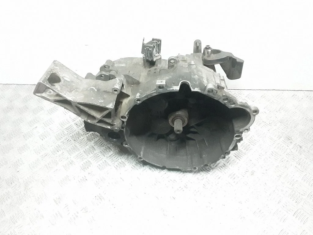 Mehaaniline 5-käiguline käigukast – Volvo S60 (2001-2004)
