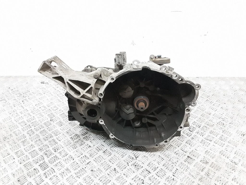 Mehaaniline 5-käiguline käigukast – Volvo S60 (2001-2004)