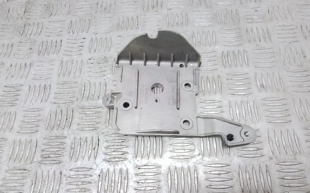 Gearbox mounting bracket – Volvo XC90 (2014-)