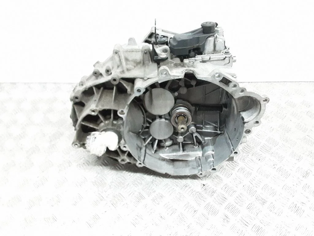 Manual 6 speed gearbox – Volvo V70 (2005-2008)