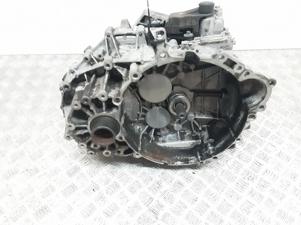 Manual 6 speed gearbox – Volvo XC70 (2008-2013)