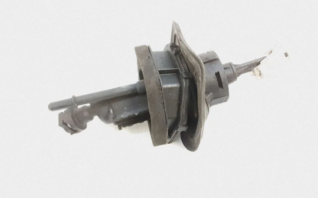 Siduri peasilinder – Volvo V50 (2004-2007)