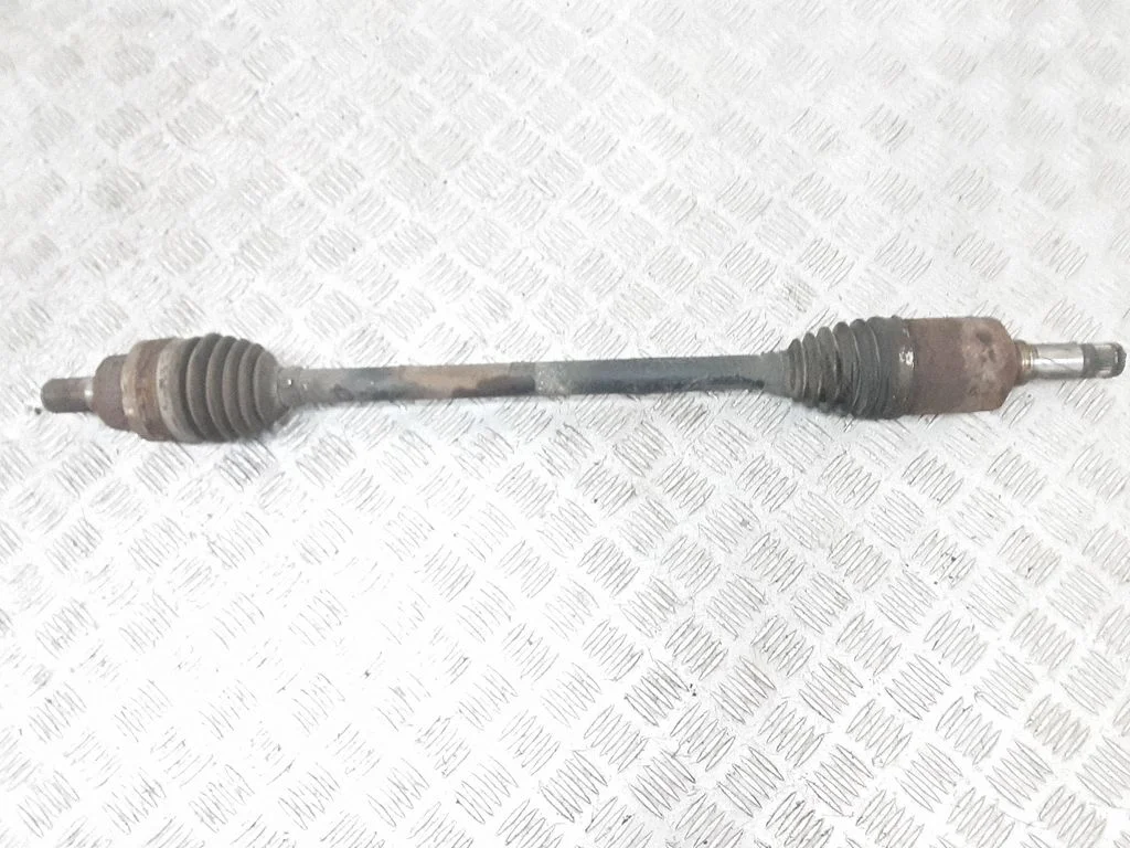 Rear driveshaft