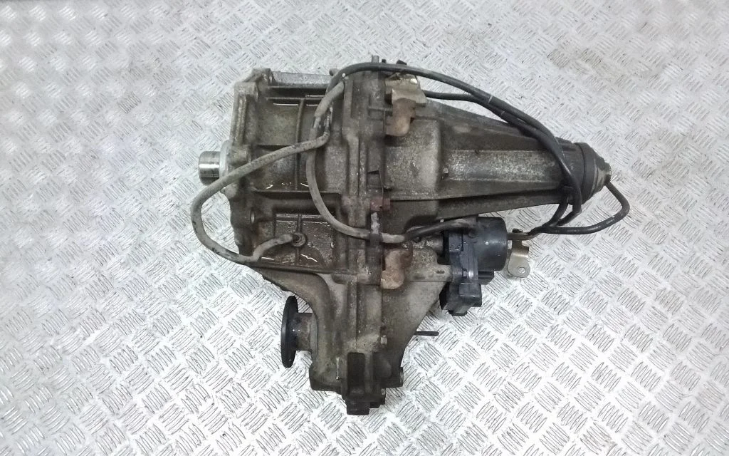 Gearbox transfer box case – Nissan Navara D40 (2004-2015)