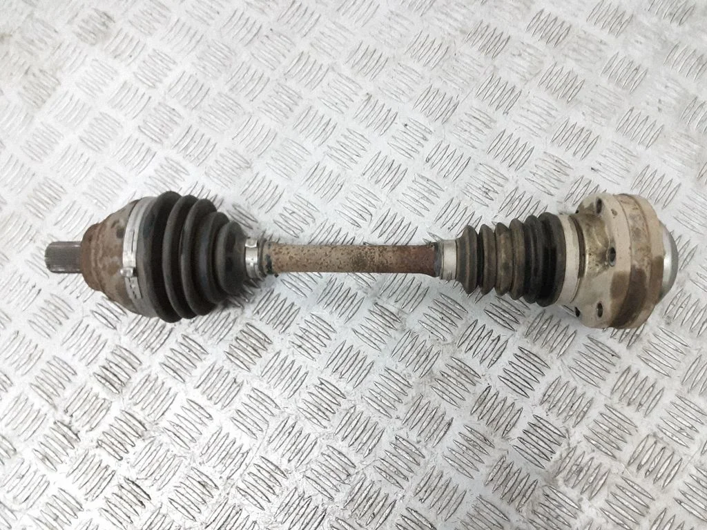 Front driveshaft – front left