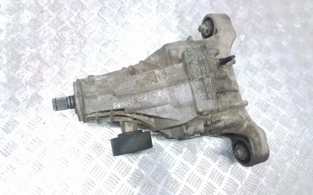 Rear differential 4460310091