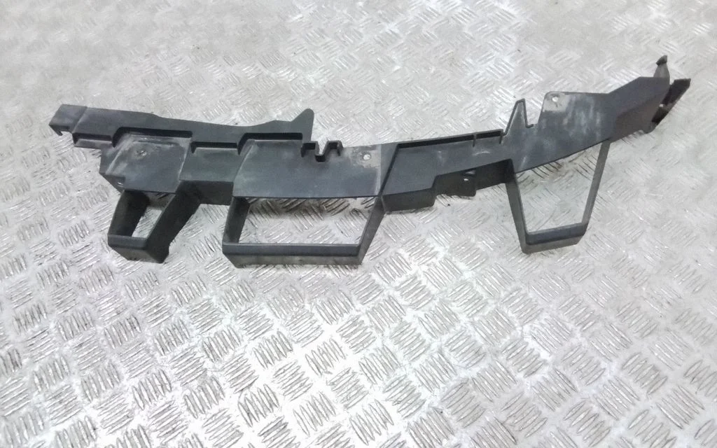 Front bumper mounting bracket – Land Rover Range Rover Sport L320 (2005-2013)