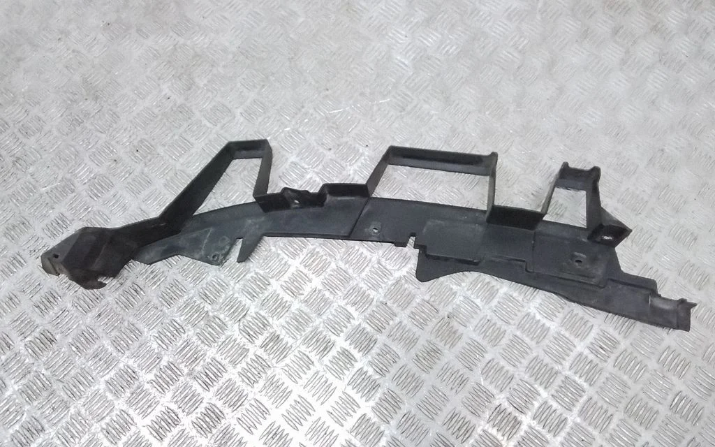 Front bumper mounting bracket – Land Rover Range Rover Sport L320 (2005-2013)