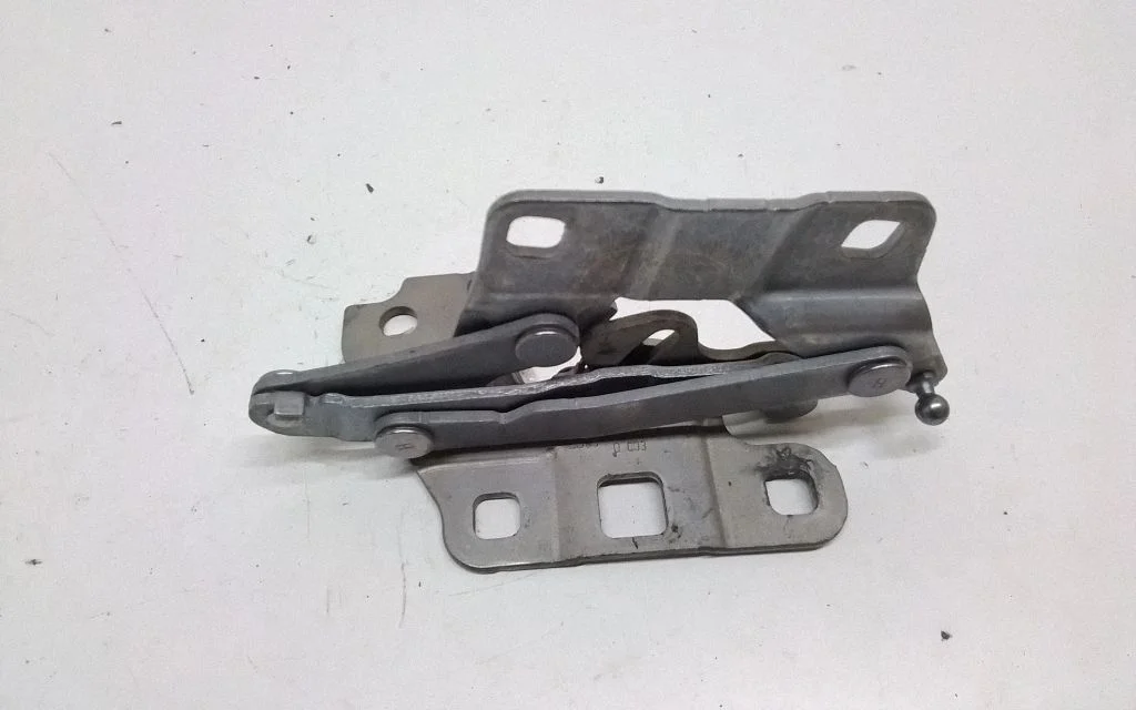 Mootorikapoti hinged 1668800128