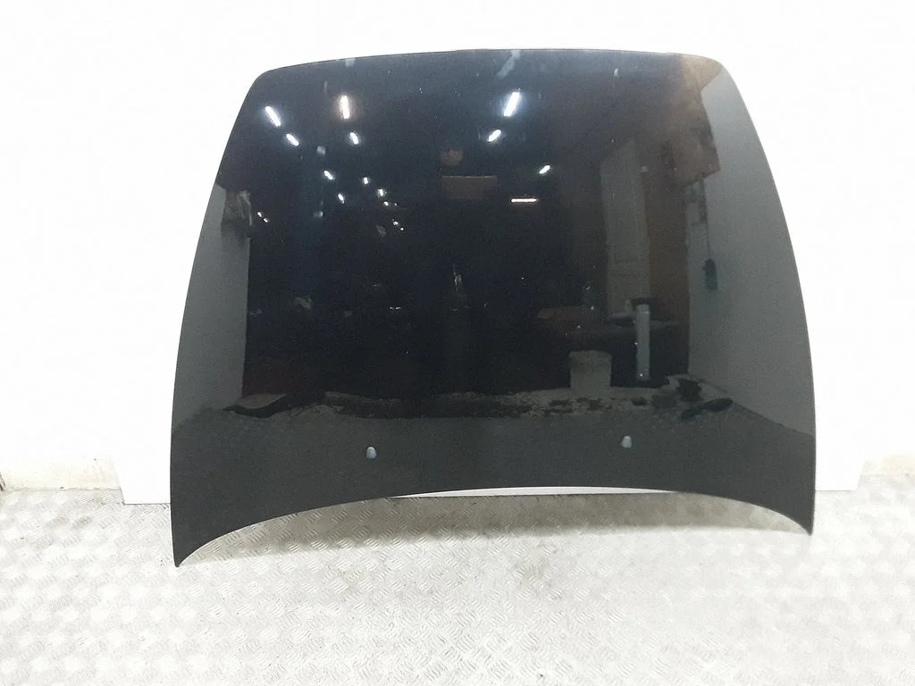 Engine bonnet/hood – Volvo V50 (2004-2007)