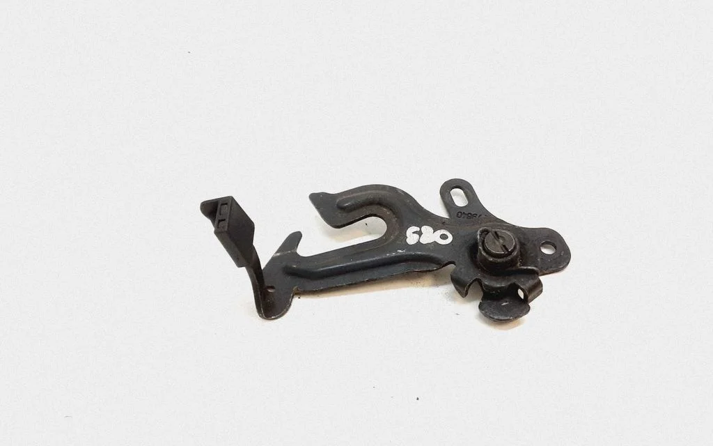 Engine bonnet/hood lock/latch loop/hook – Volvo S80 (2007-2013)