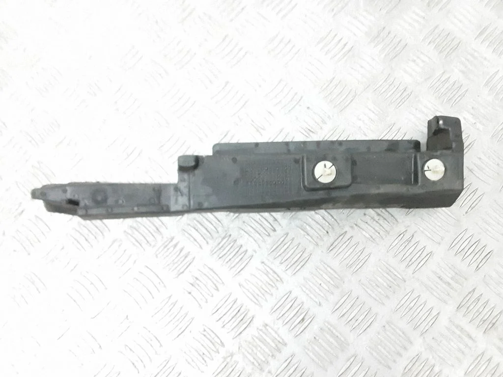 Poritiiva vahtpolstri tugi 5F0823721A