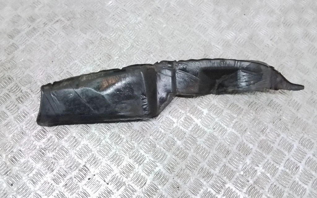 Fender foam support/seal 30715655