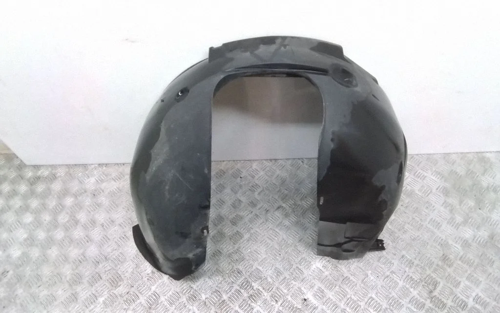 Front wheel arch liner splash guards 31213670