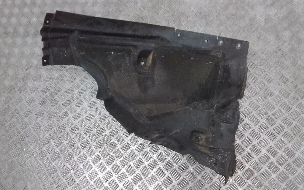 Front wheel arch liner splash guards 7368601