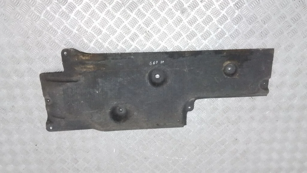 Osłona podwozia środkowa 31333784