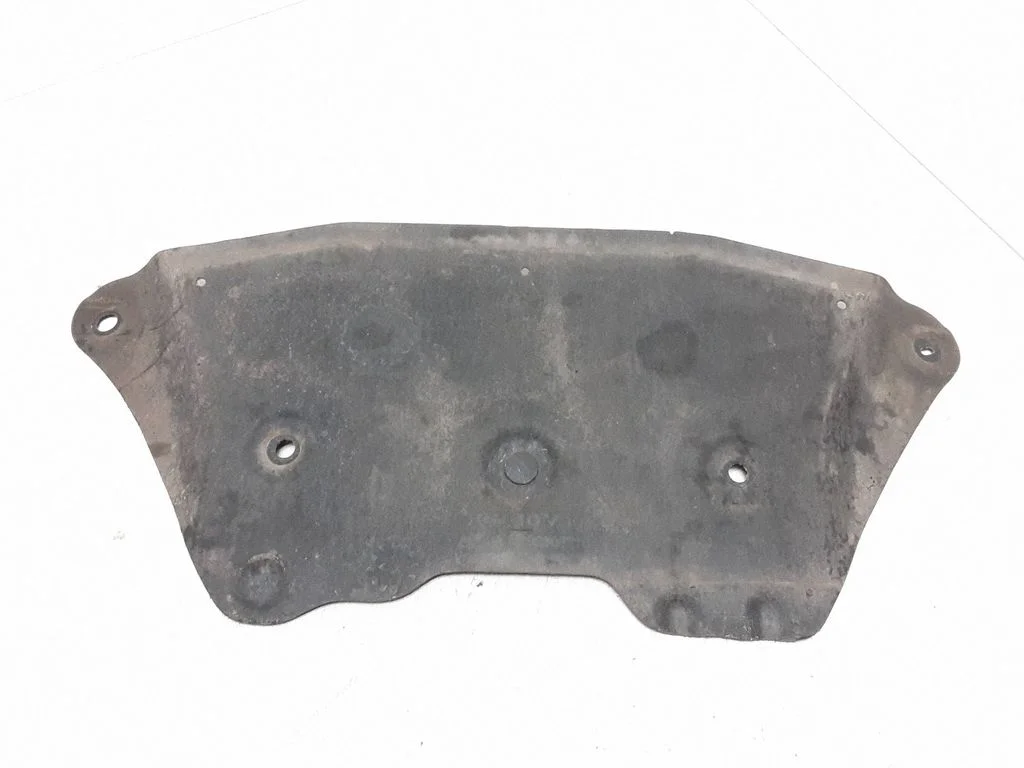 Engine splash shield/under tray 31280820