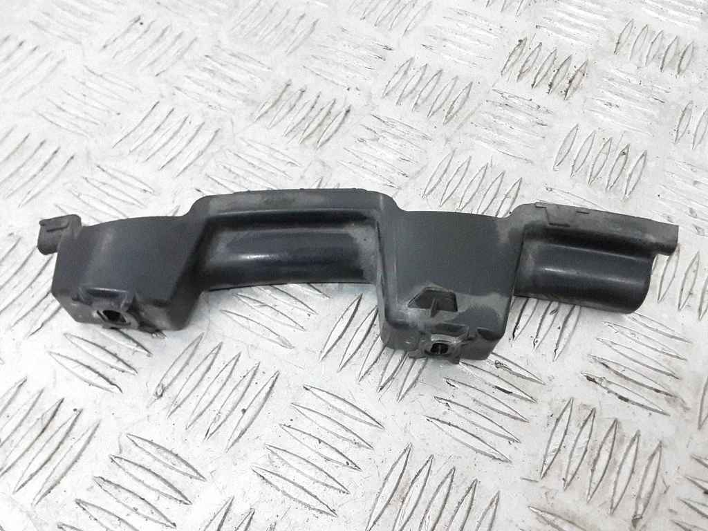 Rear bumper mounting bracket 4H0807366A