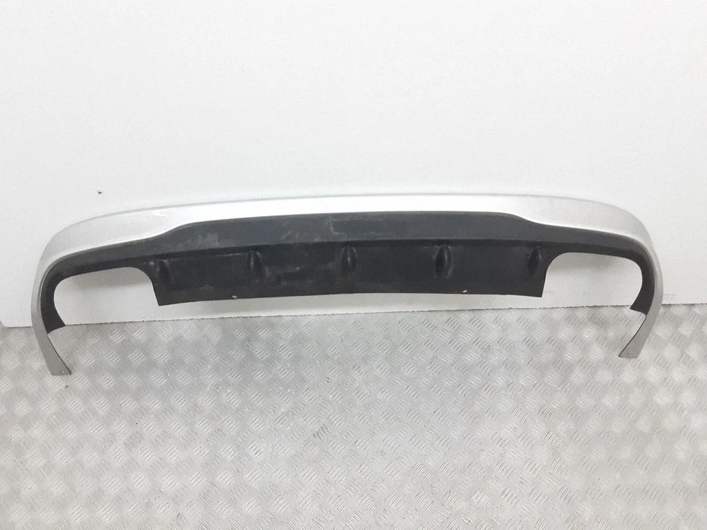 Dolna część zderzaka tylnego – Volvo V40 (2012-2019)