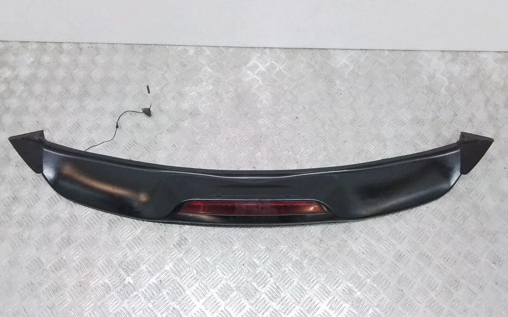 Rear window tailgate spoiler 7P5827934E