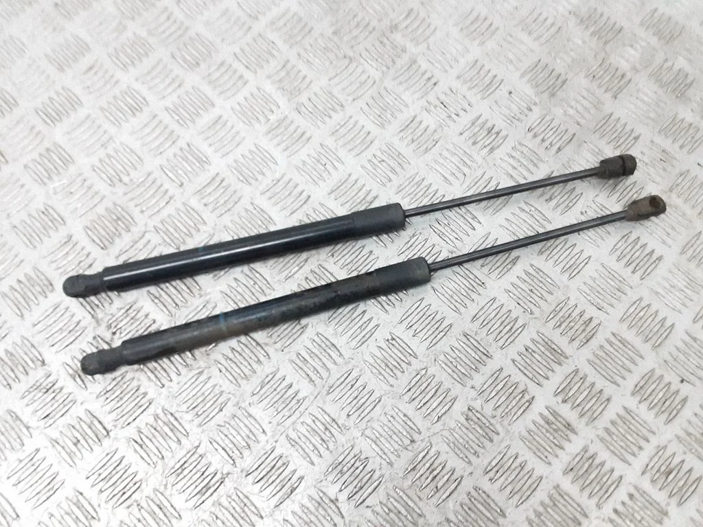 Tailgate/trunk strut/damper 8U0827552B