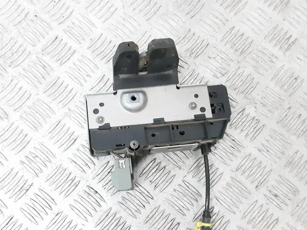Tailgate/trunk/boot lock/catch/latch 31253053