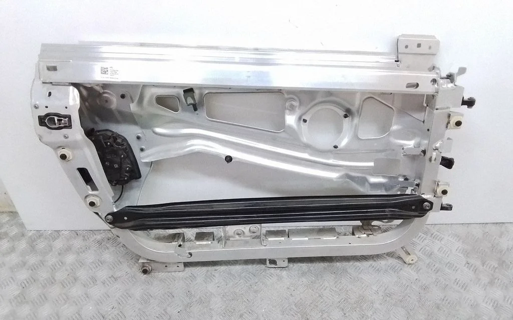 Esiuks – BMW i3 (2013-)
