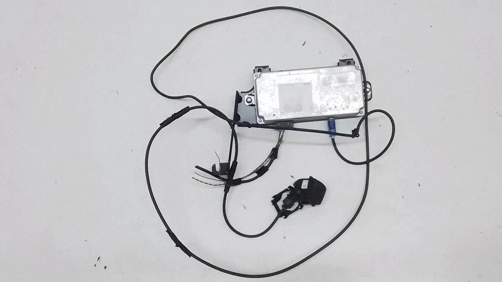 Reversing camera – BMW 7 Series F01 F02 F03 F04 (2008-2016)