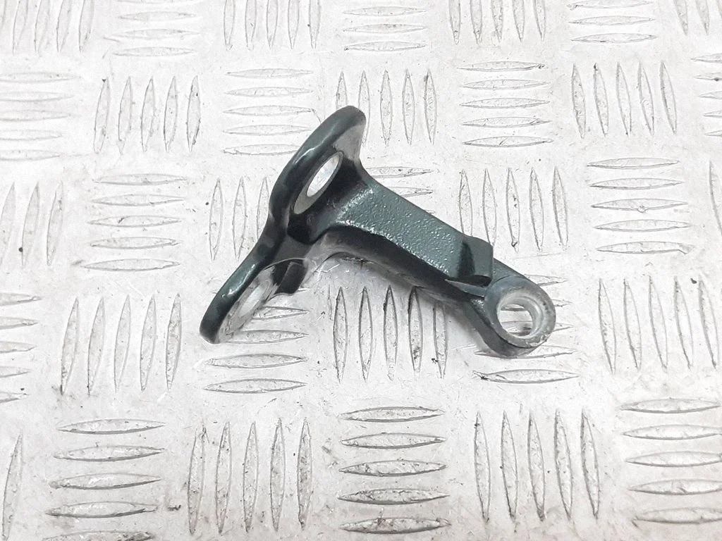Front door upper hinge – Land Rover Range Rover L460 Type LK (2022-)