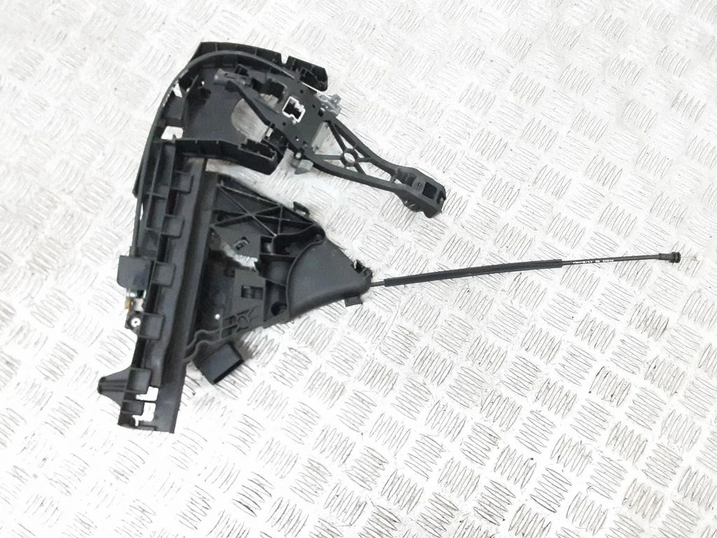 Zamek drzwi przednich – Volvo V50 (2008-2012)