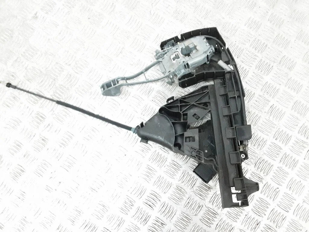 Zamek drzwi przednich – Volvo V50 (2008-2012)