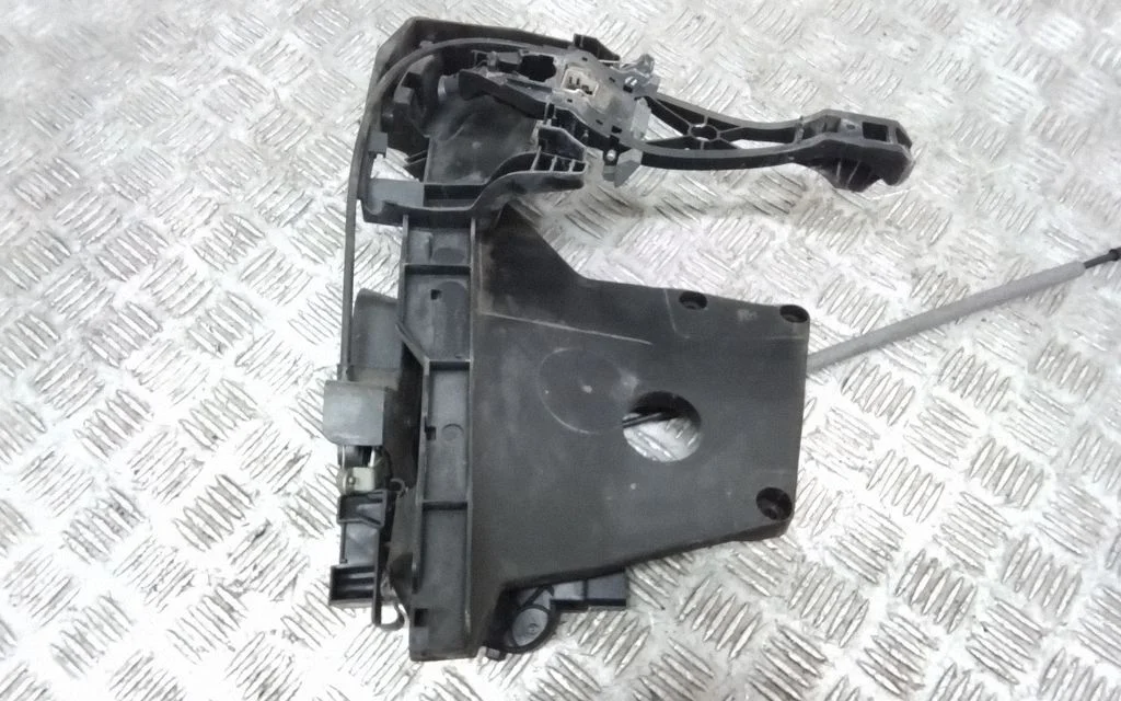 Front door lock 31253674