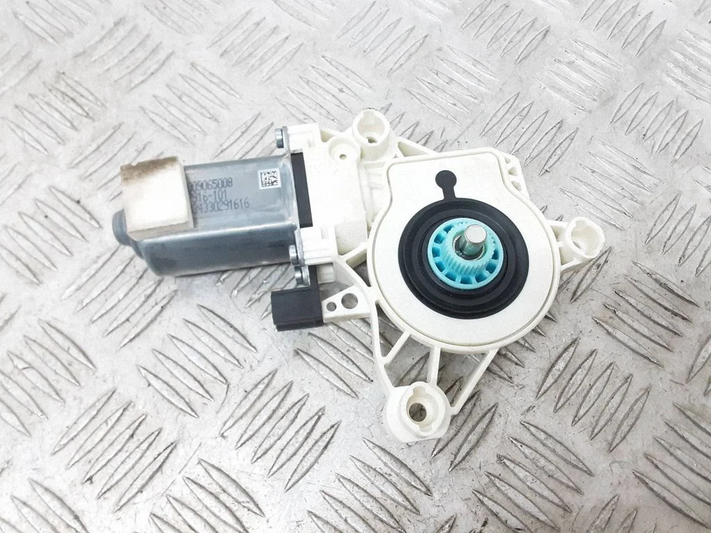 Front door window regulator motor A0009065008