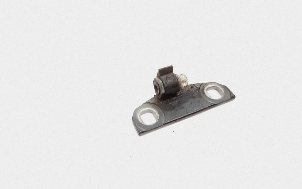 Rear door upper hinge – Volvo V60 (2011-2013)