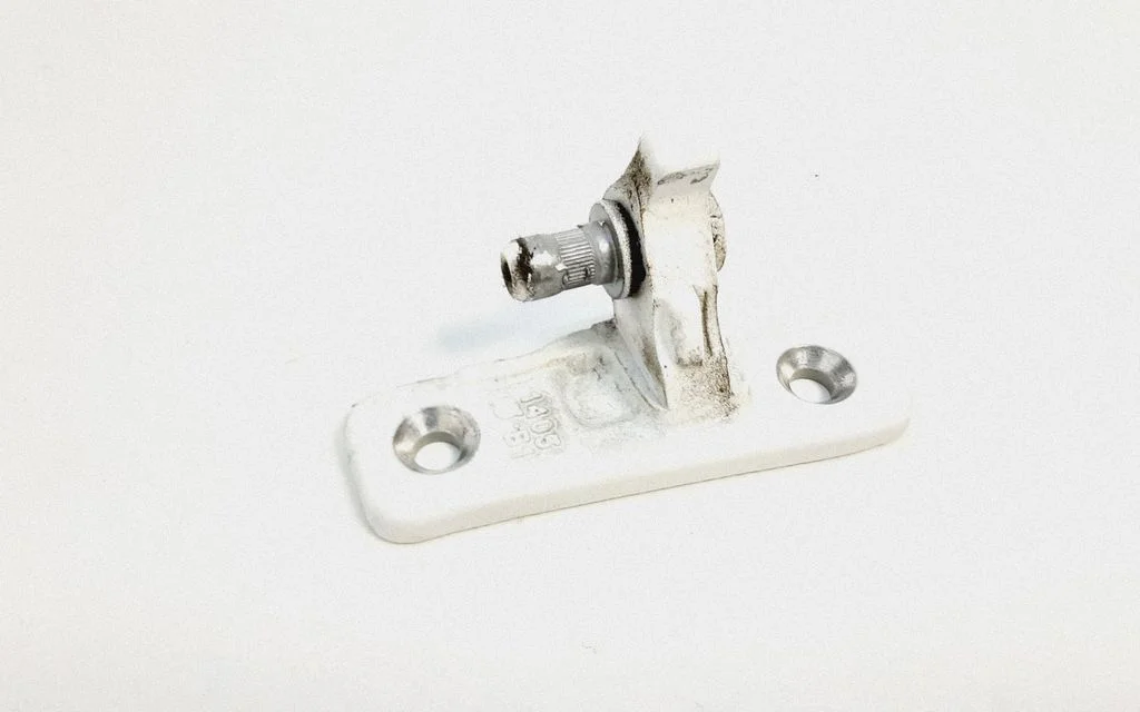 Rear door upper hinge – Mercedes-Benz C-Class W205 (2014-2021)