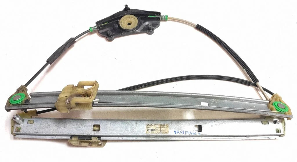 Front window lifting mechanism without motor – Audi Q5 SQ5 8R (2008-2017)