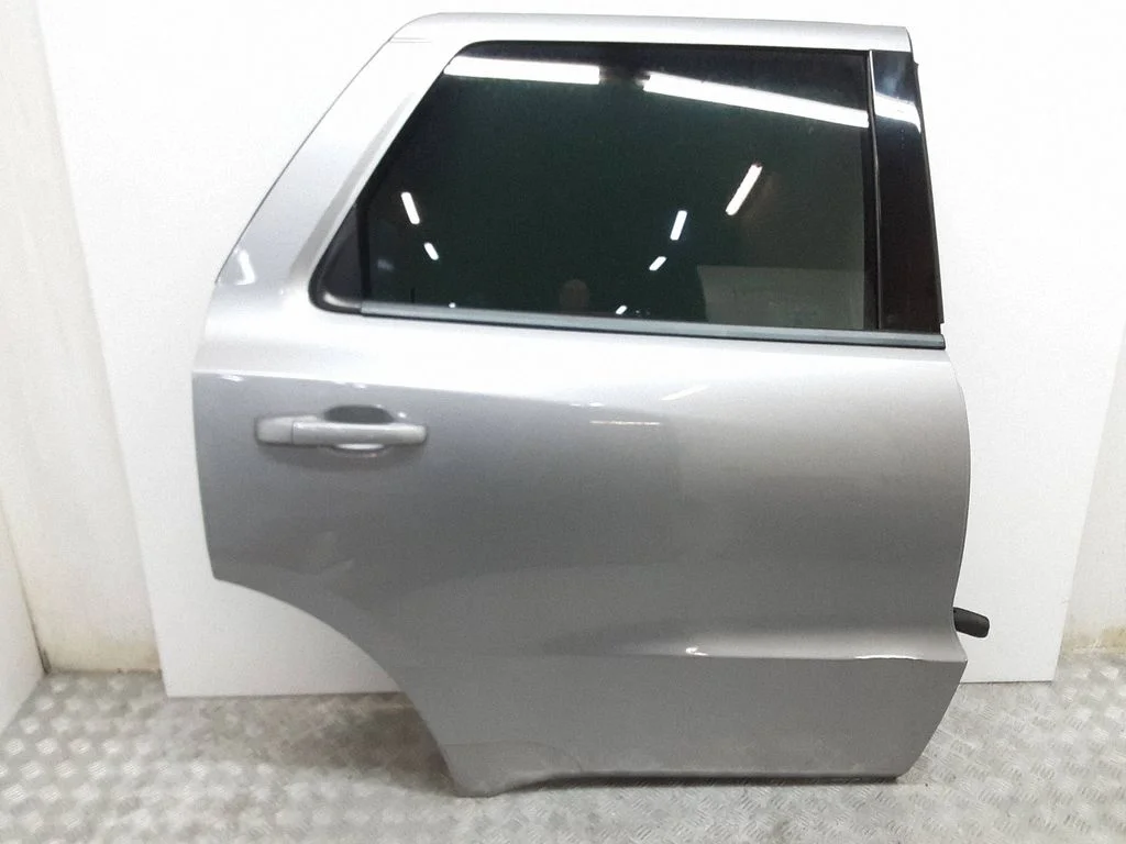 Tagauks – tagumine parem