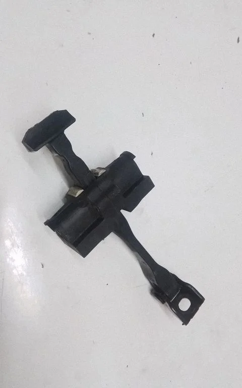 Rear door check strap stopper – Mini Cooper Countryman F60 (2017-)