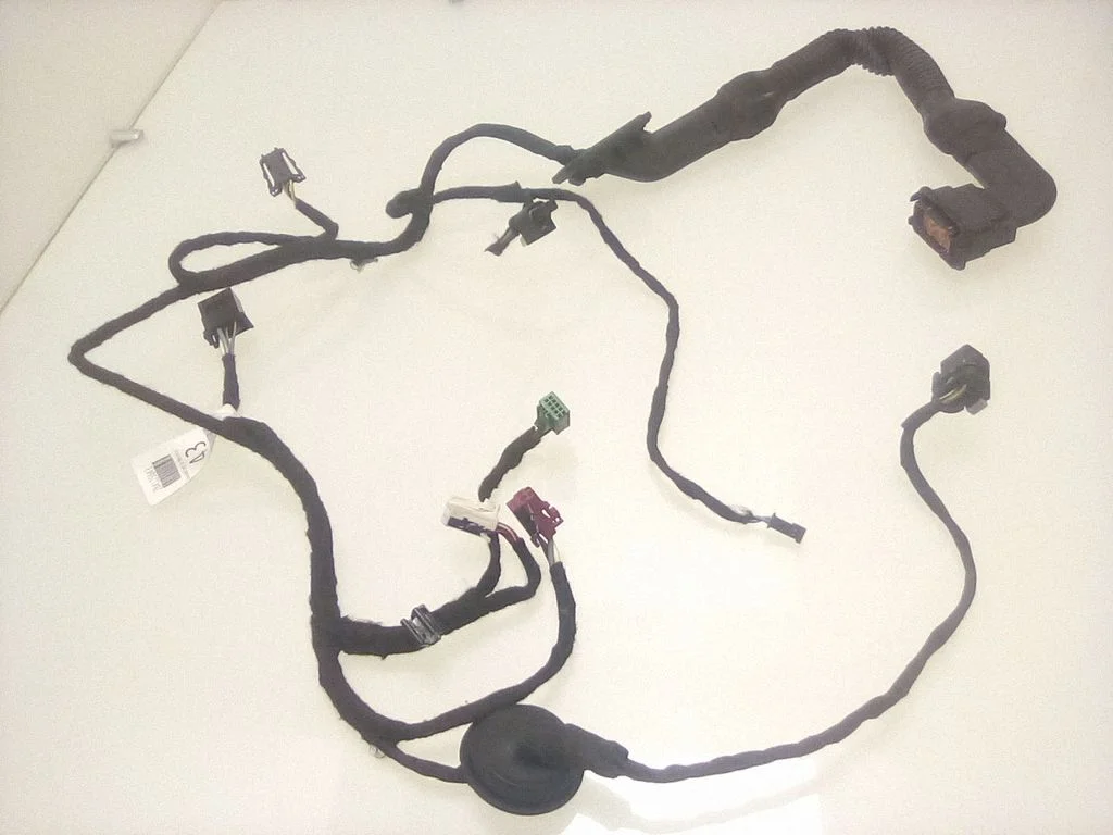 Rear wire harness sleeve – Mercedes-Benz ML-Class W166 (2012-2017)