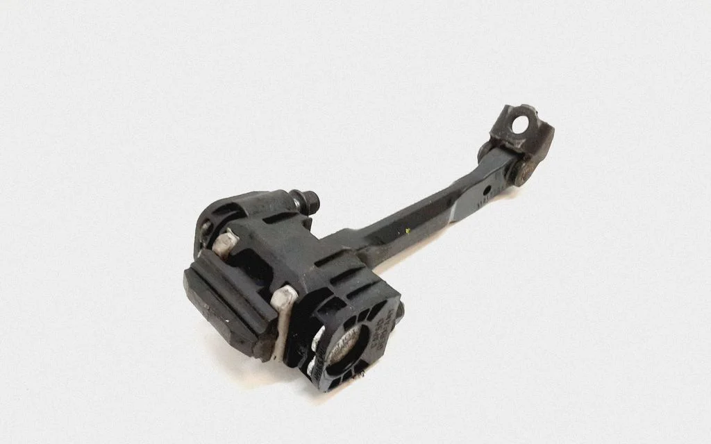 Rear door check strap stopper – Volvo XC60 (2009-2013)