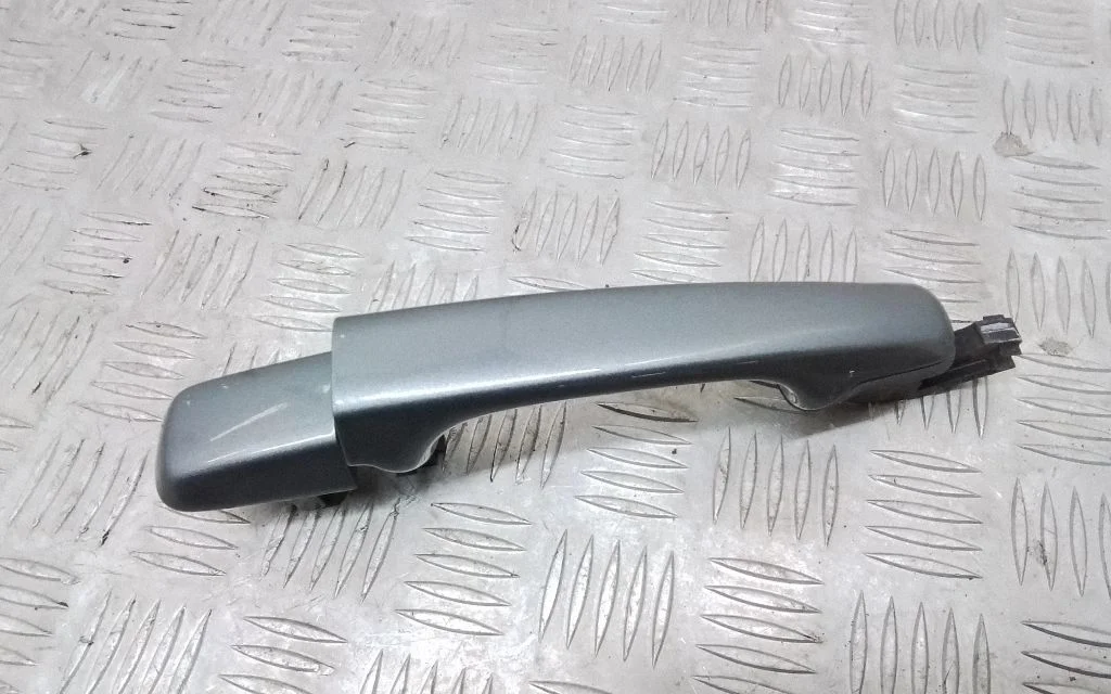 Klamka zewnętrzna drzwi tylnych 30753785