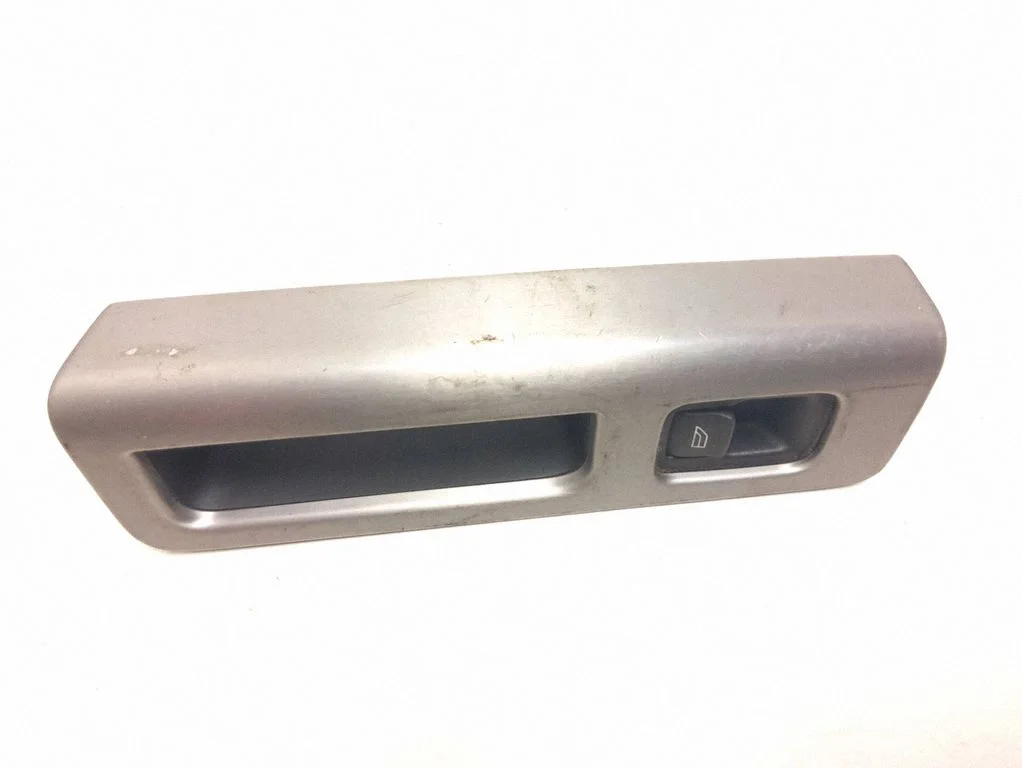 Tagaukse sisemine käepide – Volvo S40 (2004-2007)