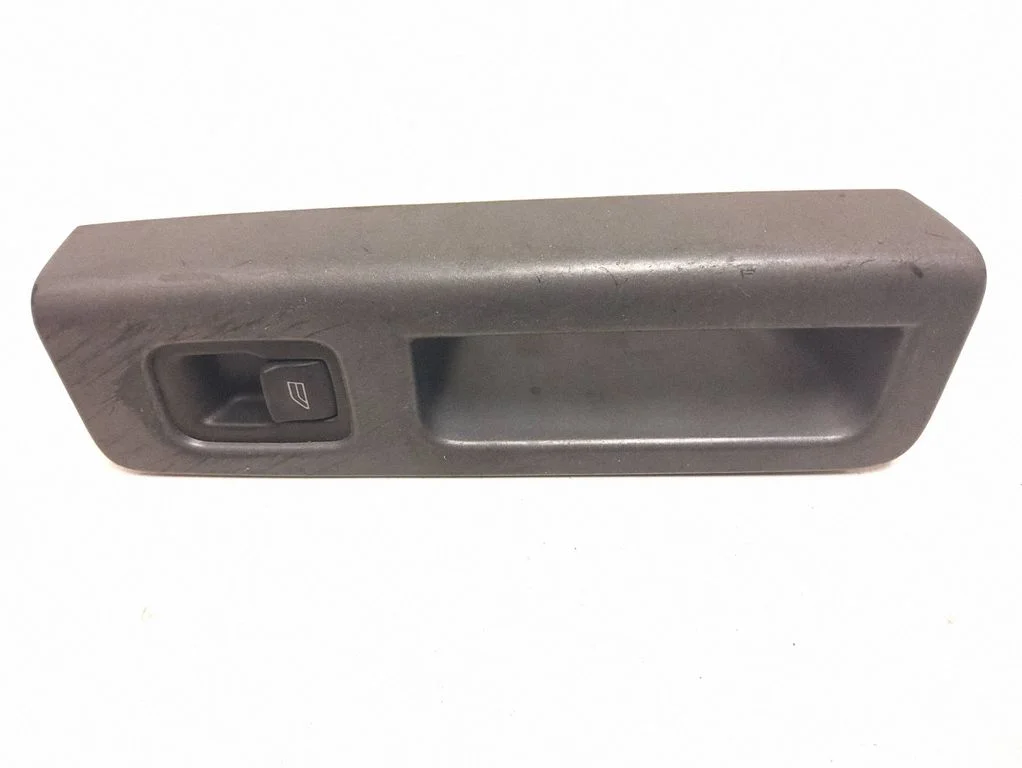 Tagaukse sisemine käepide – Volvo S40 (2004-2007)