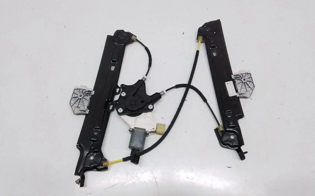 Rear door window regulator with motor – BMW 3 Series GT F34 (2013-2017)
